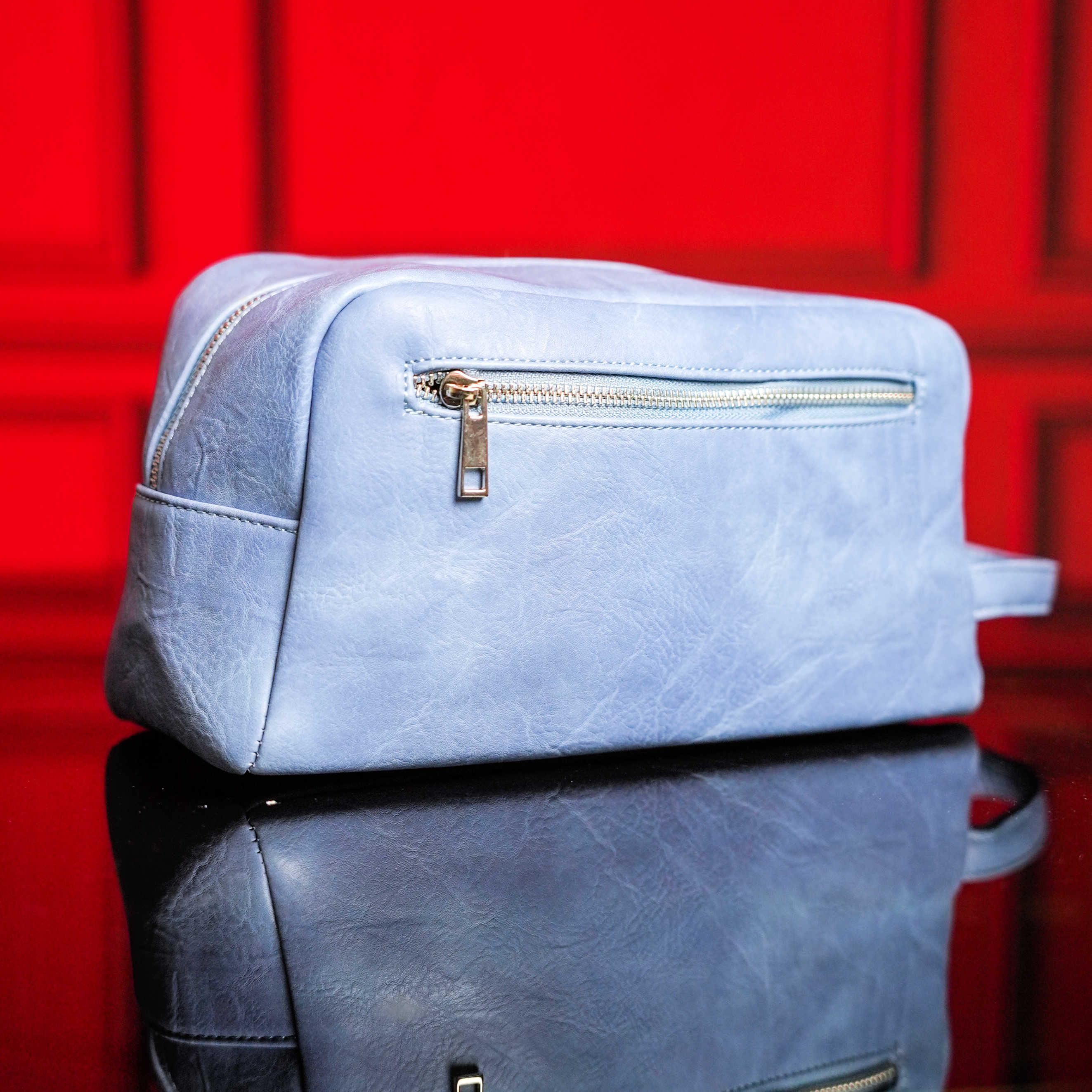 Baby Blue Leather Toiletry Bag - Sole Premise