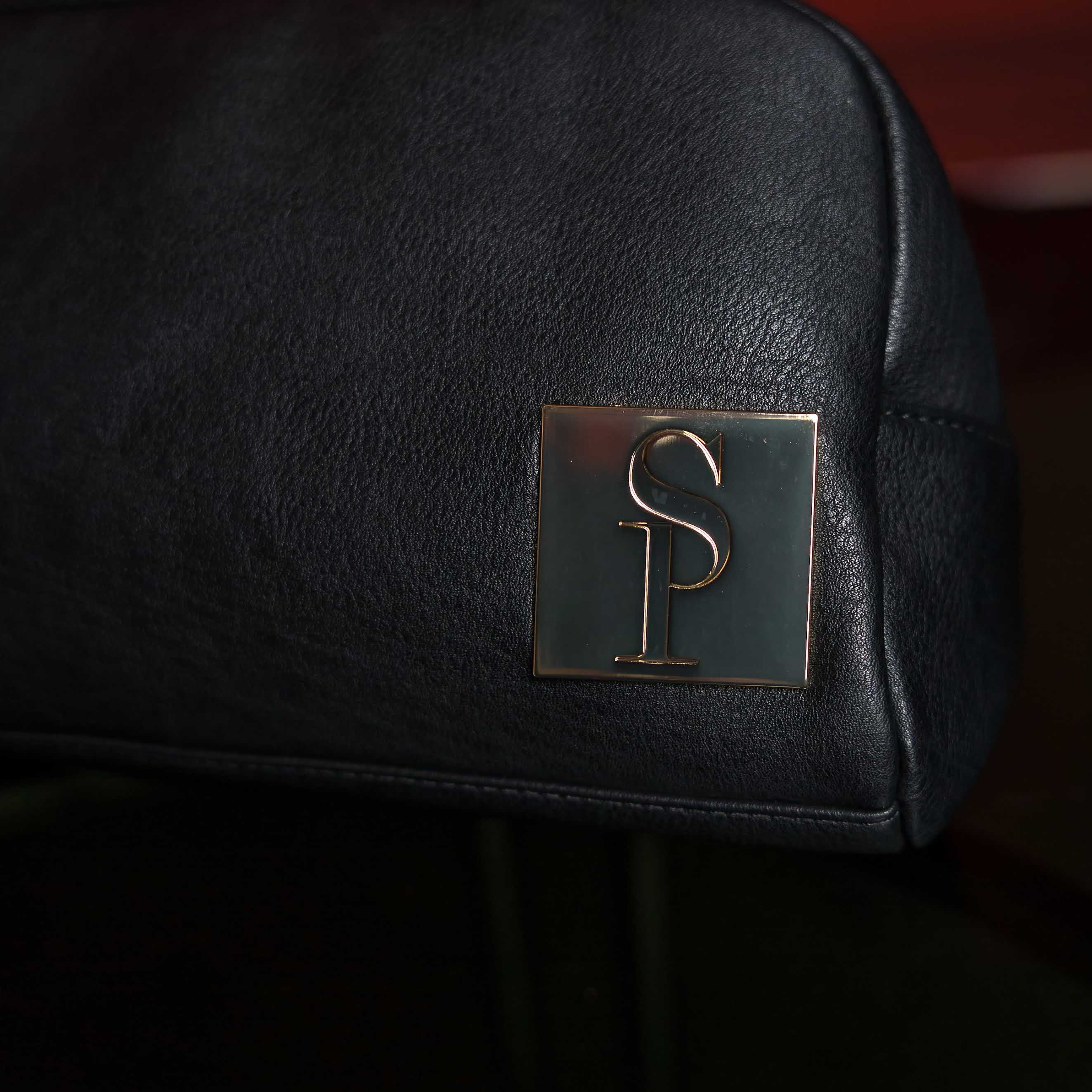 Black Tumbled Leather Toiletry Bag - Sole Premise