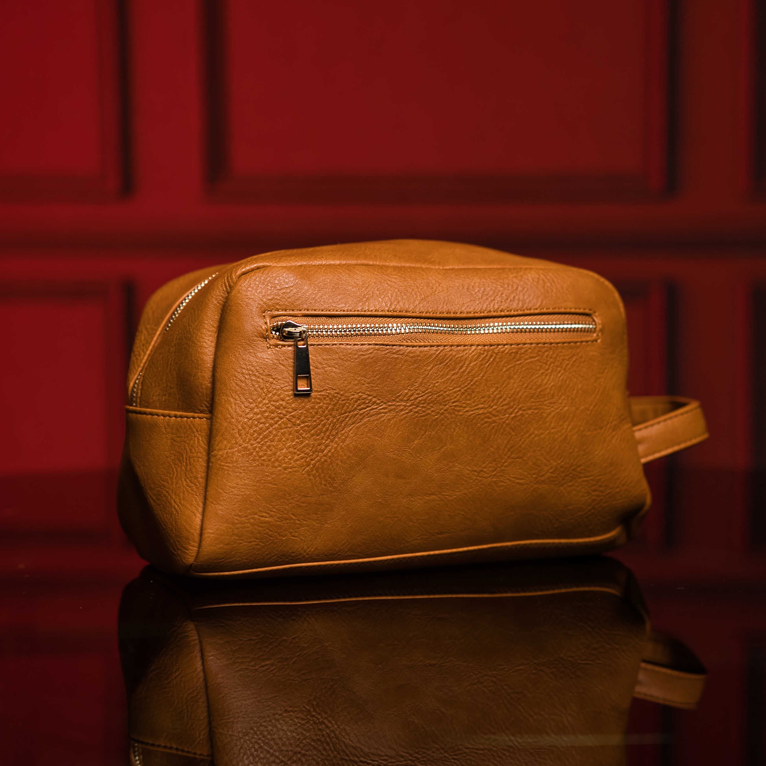 Brown Leather Toiletry Bag - Sole Premise