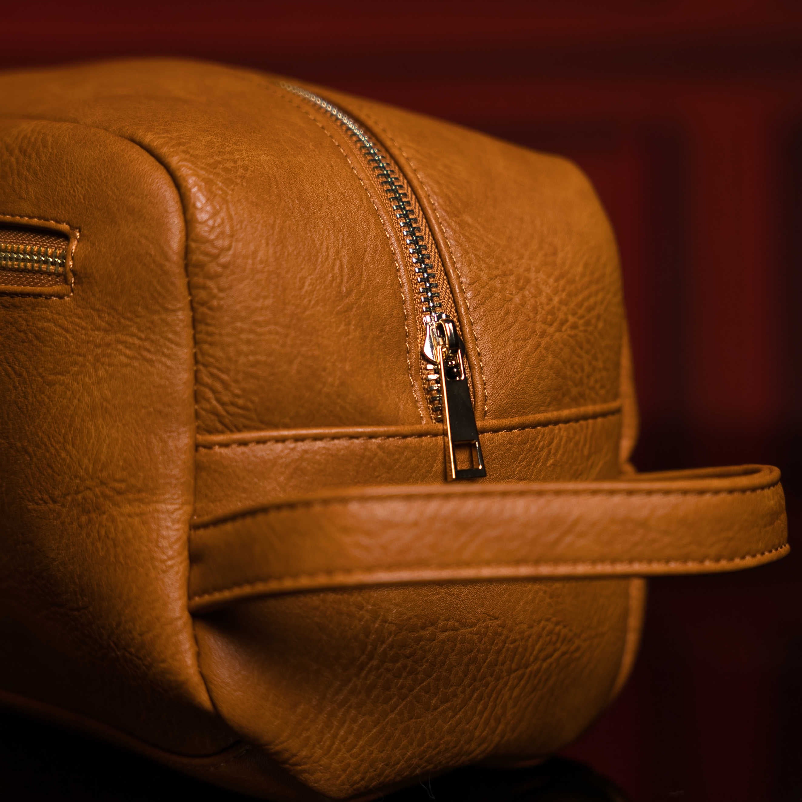 Brown Leather Toiletry Bag - Sole Premise