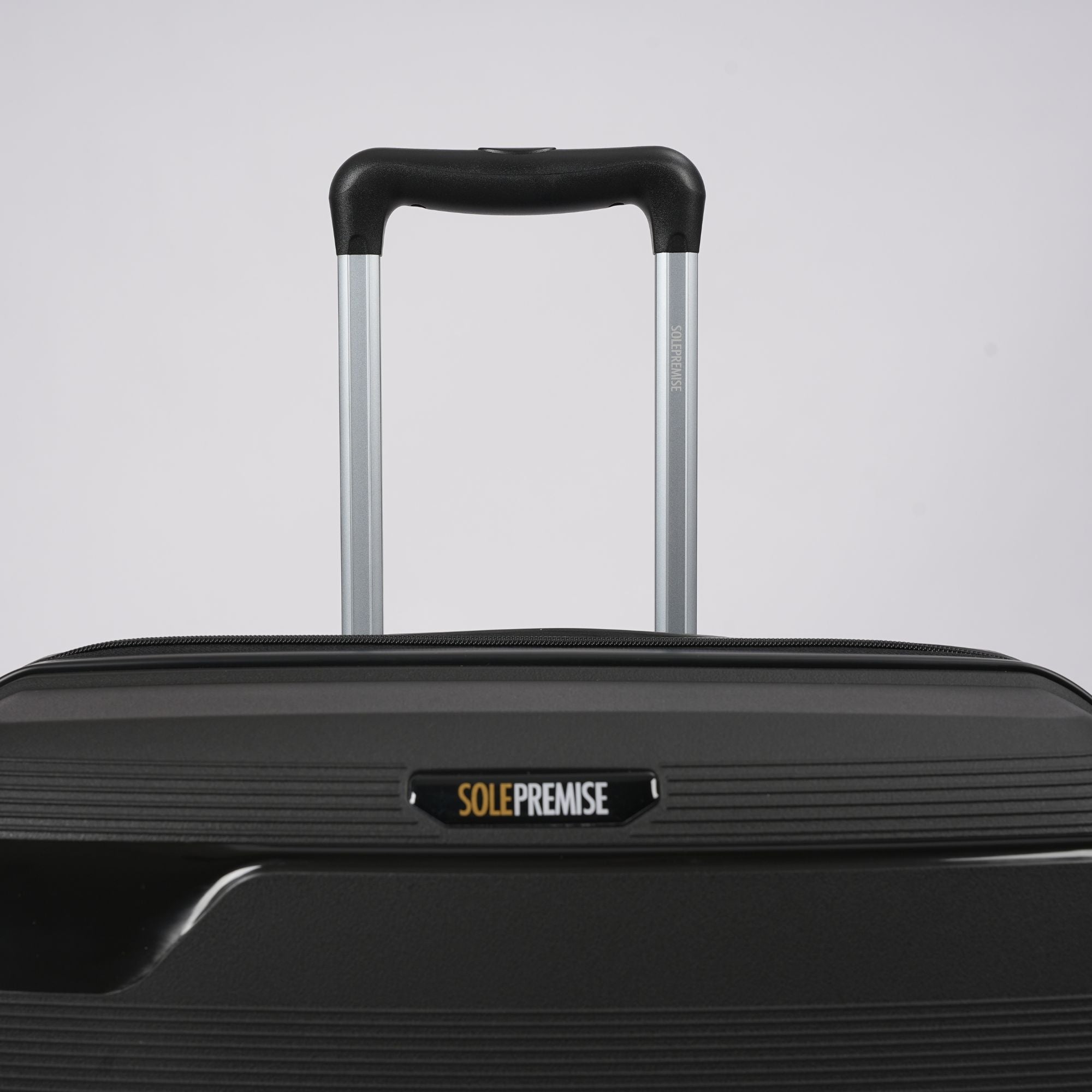 28-inch Black Hardcase Roller Luggage with 360° Wheels & TSA Lock - Sole Premise