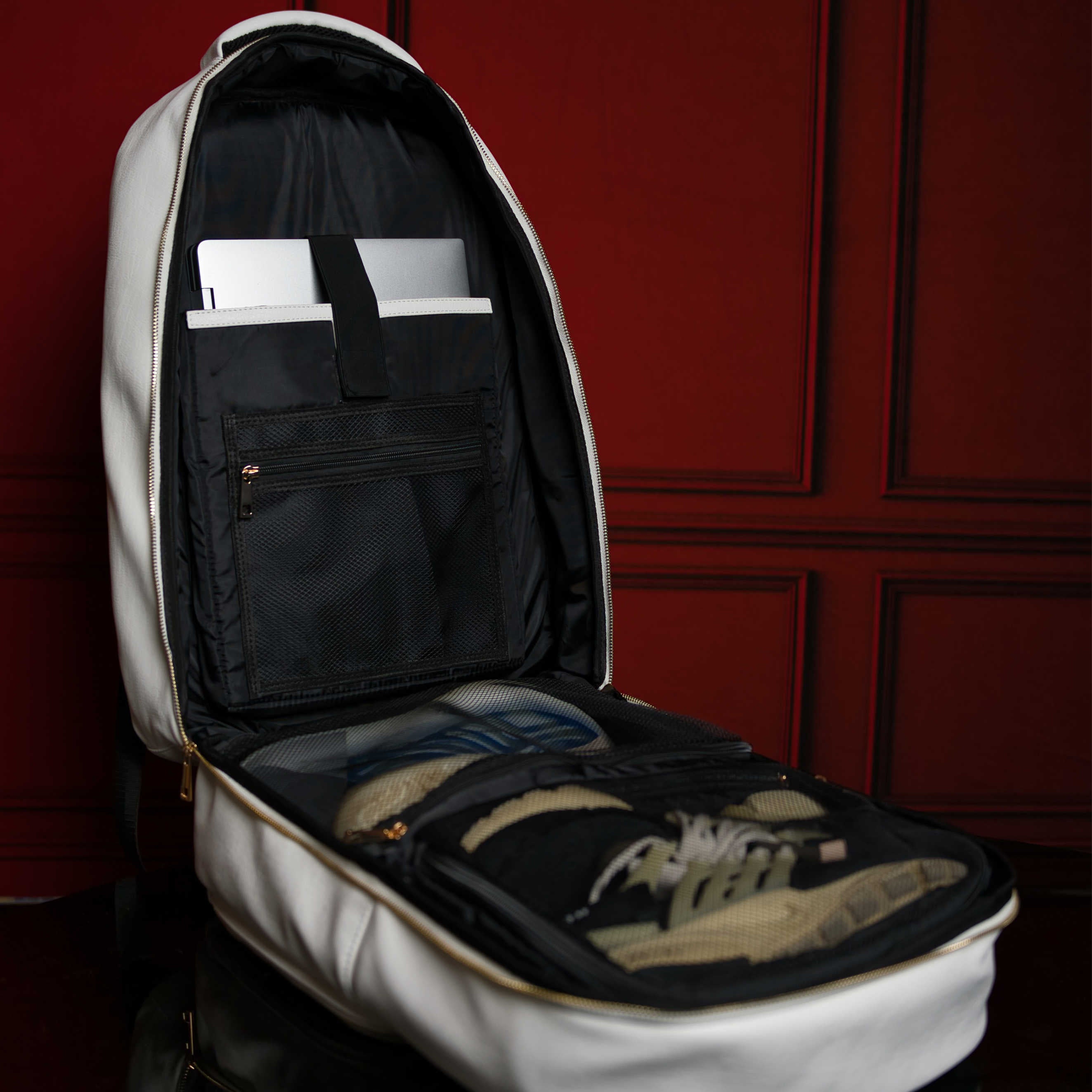 White Tumbled Leather Daily Commuter Bag (XL Design) - Sole Premise