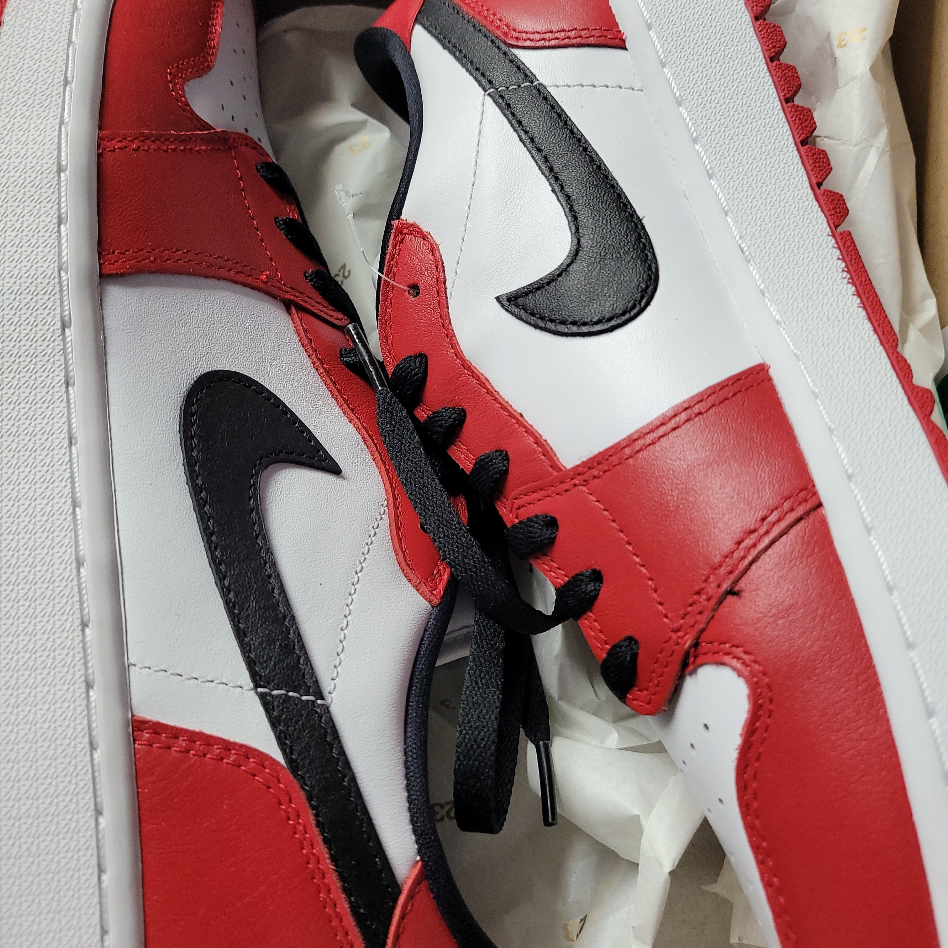 Jordan 1 Retro Low Golf Chicago