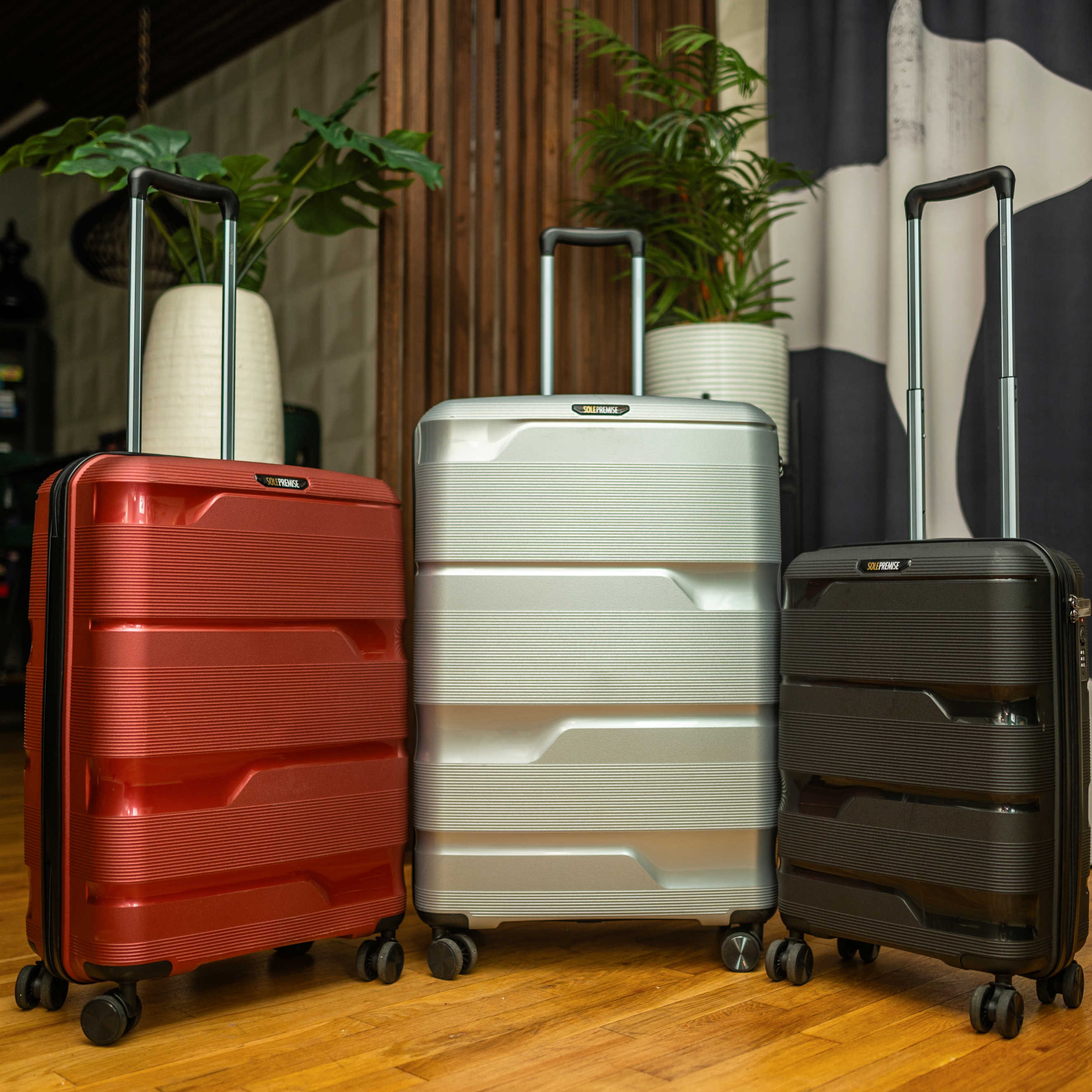 Simcat All Aluminum Carry On Suitcase, Aluminum Hard Shell Luggage, Airline Approved Carry On Suitcase with TSA Locks, Wheels (Silver,24 pollici Simcat All Aluminum Carry On Suitcase, Aluminum Hard Shell Luggage, Airline Approved Carry On Suitcase with TSA Locks, Wheels (Silver,24 pollici