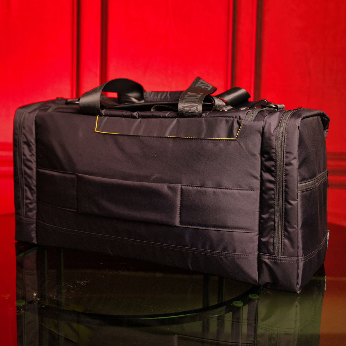 Black Sneaker Duffle XL - Sole Premise
