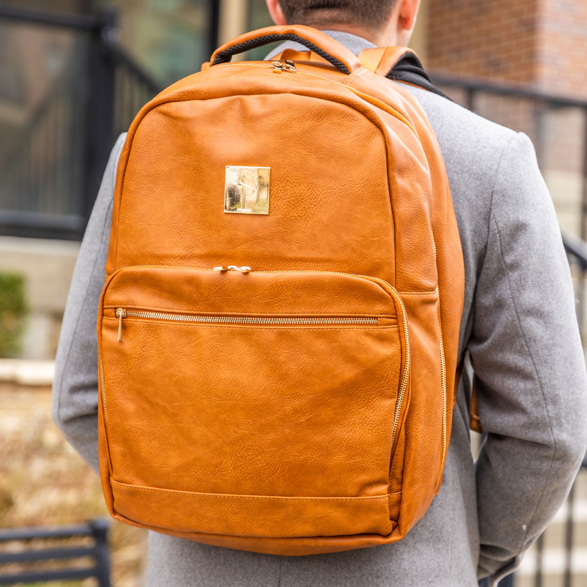 Brown Leather Commuter Bag - Sole Premise